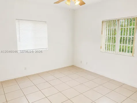 4950 Washington Street Hollywood FL 33021