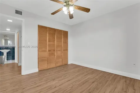 1121 SW 122nd Avenue Miami FL 33184