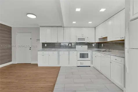1121 SW 122nd Avenue Miami FL 33184