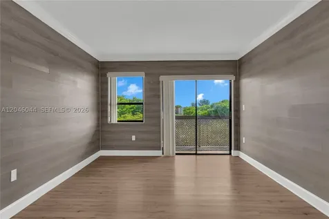 1121 SW 122nd Avenue Miami FL 33184