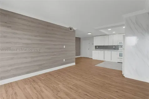 1121 SW 122nd Avenue Miami FL 33184