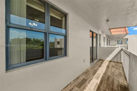 1121 SW 122nd Avenue Miami FL 33184