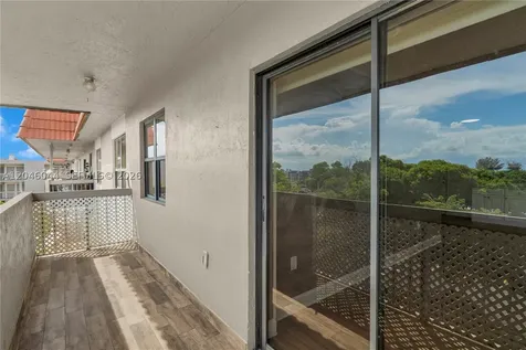 1121 SW 122nd Avenue Miami FL 33184