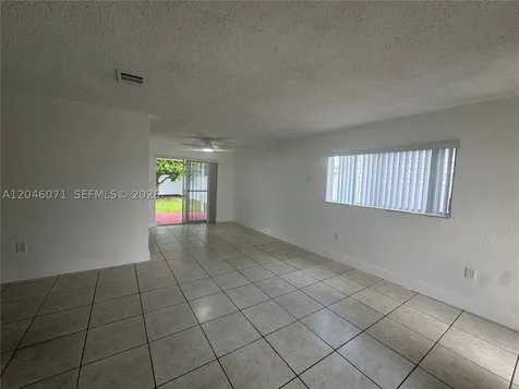 3810 SW 89th Avenue Miami FL 33165