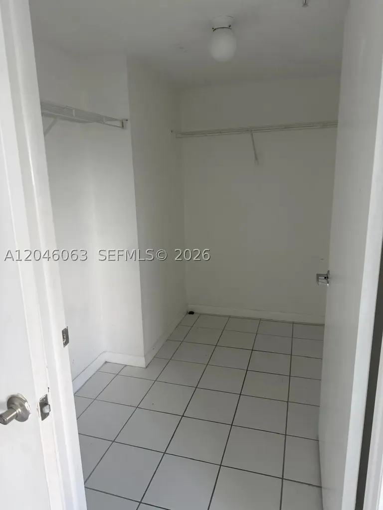21 E 3rd Street Hialeah FL 33010