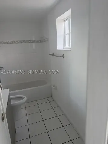 21 E 3rd Street Hialeah FL 33010