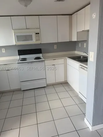 21 E 3rd Street Hialeah FL 33010