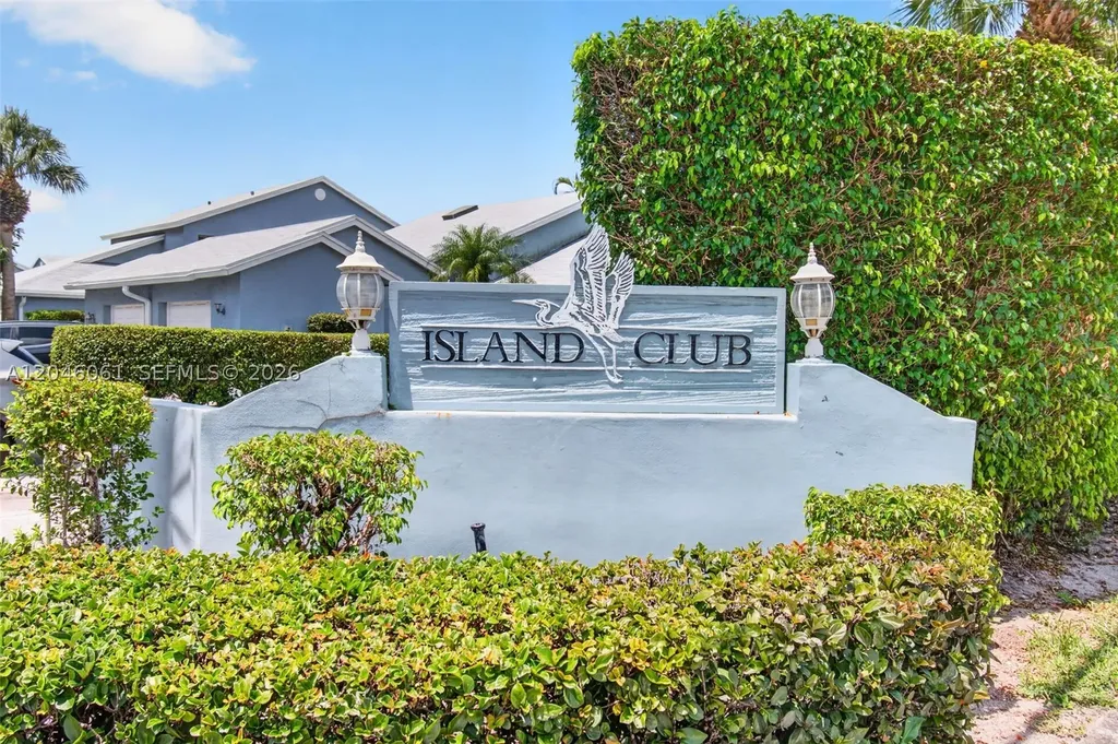 3855 Island Club Circle Lake Worth FL 33462