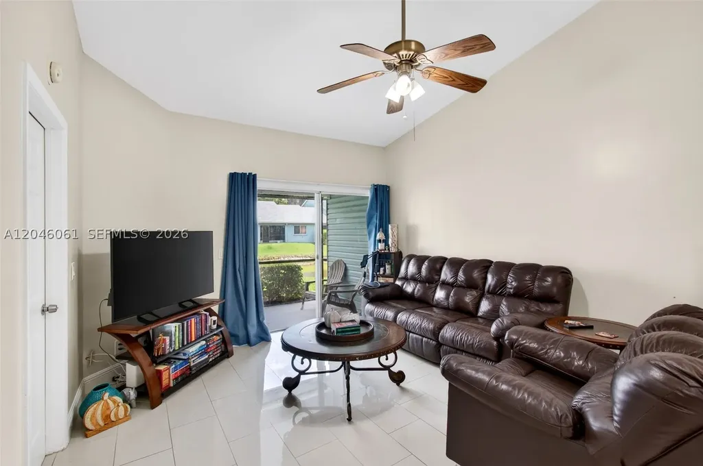 3855 Island Club Circle Lake Worth FL 33462