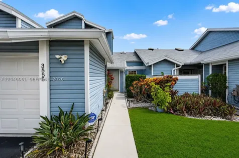 3855 Island Club Circle Lake Worth FL 33462