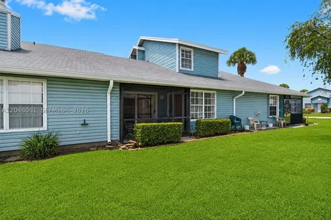 3855 Island Club Circle Lake Worth FL 33462