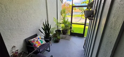 1652 N 14th Terrace Hollywood FL 33020