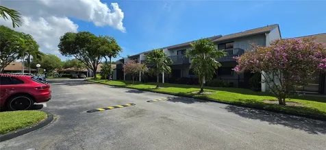1652 N 14th Terrace Hollywood FL 33020