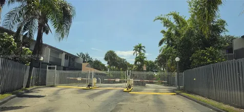 1652 N 14th Terrace Hollywood FL 33020