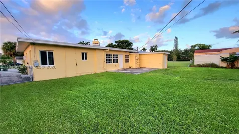 720 NE 5th Street Hallandale Beach FL 33009
