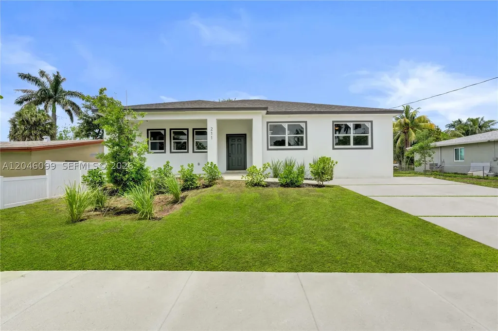 211 NW 14th Court Dania Beach FL 33004