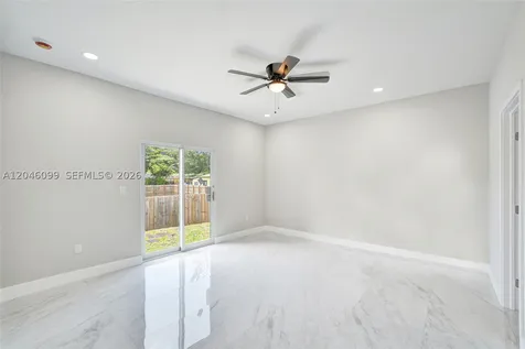 211 NW 14th Court Dania Beach FL 33004