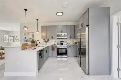 211 NW 14th Court Dania Beach FL 33004