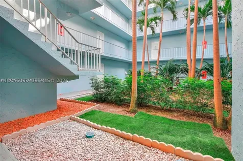 455 S Pine Island Road Plantation FL 33324
