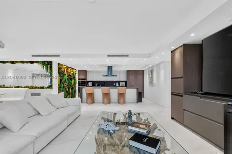 2301 Collins Avenue Miami Beach FL 33139