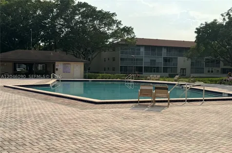 100 SW 132nd Way Pembroke Pines FL 33027