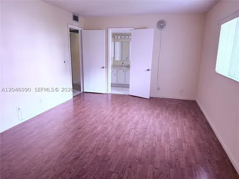 100 SW 132nd Way Pembroke Pines FL 33027
