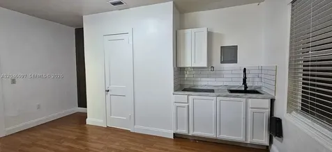 435 SW 33rd Avenue Miami FL 33135
