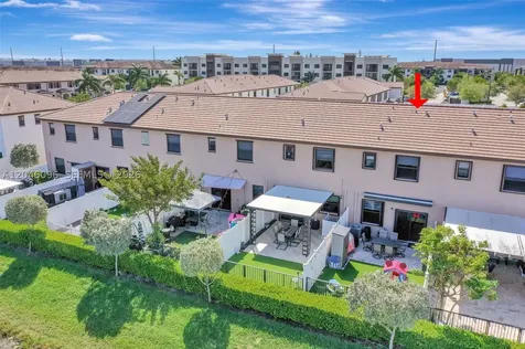 11295 W 34th Way Hialeah FL 33018