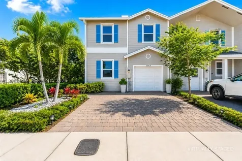 1707 SE 9th Terrace Homestead FL 33034