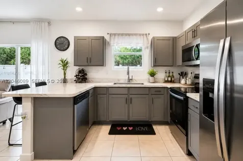 1707 SE 9th Terrace Homestead FL 33034