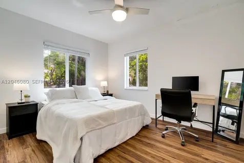2215 Tequesta Lane Miami FL 33133