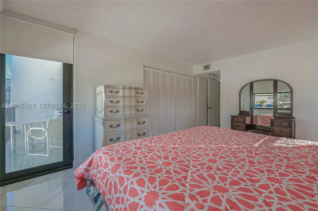 2401 S Ocean Drive Hollywood FL 33019