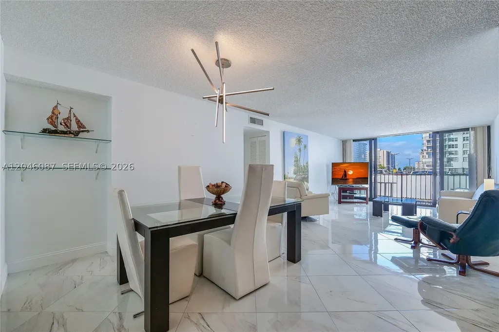 2401 S Ocean Drive Hollywood FL 33019