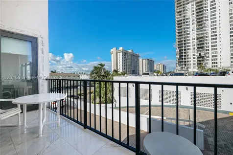 2401 S Ocean Drive Hollywood FL 33019