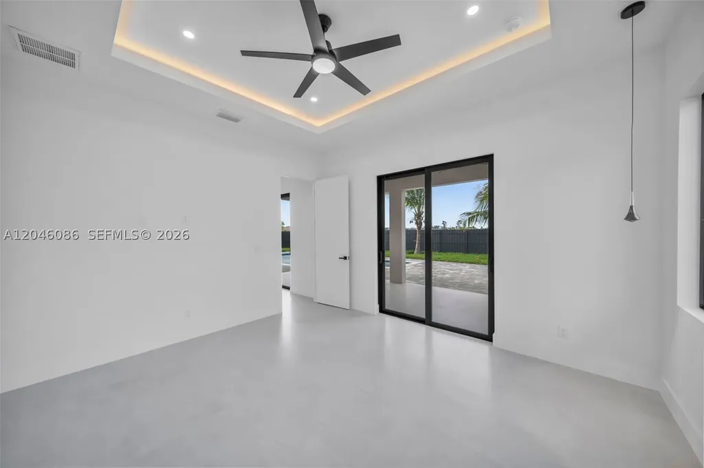 1049 Embers Parkway W Other City - In The State Of Florida FL 33993