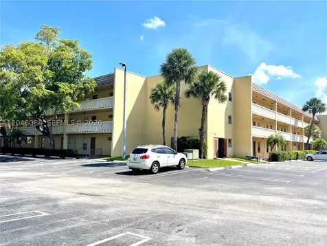 5980 NW 64th Avenue Tamarac FL 33319