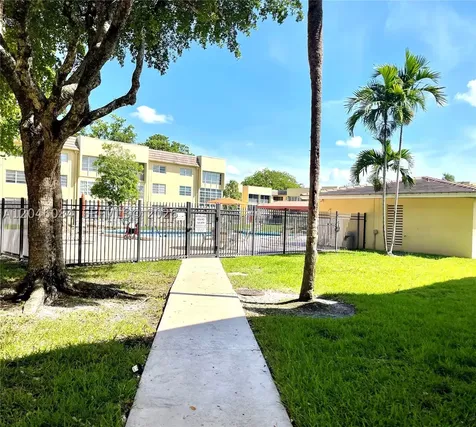 5980 NW 64th Avenue Tamarac FL 33319