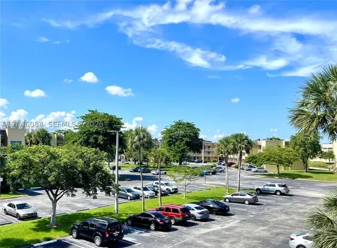 5980 NW 64th Avenue Tamarac FL 33319