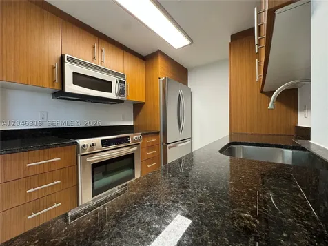 10275 Collins Avenue Bal Harbour FL 33154