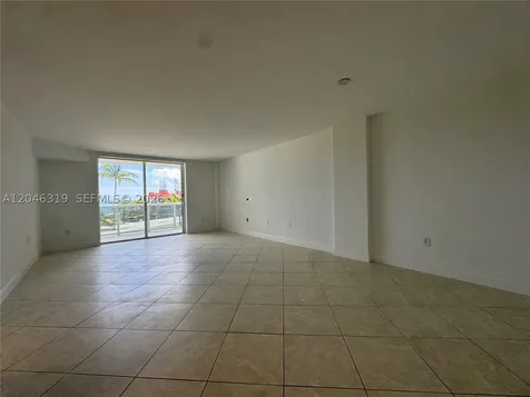 10275 Collins Avenue Bal Harbour FL 33154