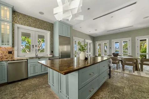 16 Palm Avenue Miami Beach FL 33139