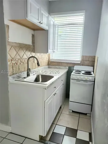 1507 Meridian Avenue Miami Beach FL 33139