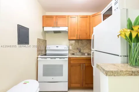 7904 West Drive North Bay Village FL 33141