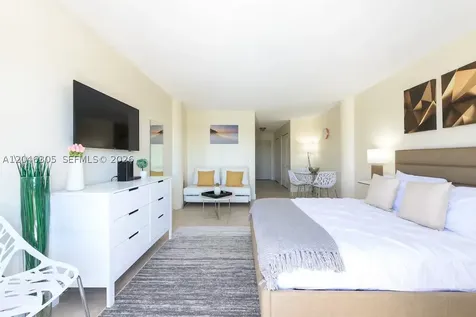 7904 West Drive North Bay Village FL 33141