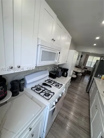 8550 Byron Avenue Miami Beach FL 33141
