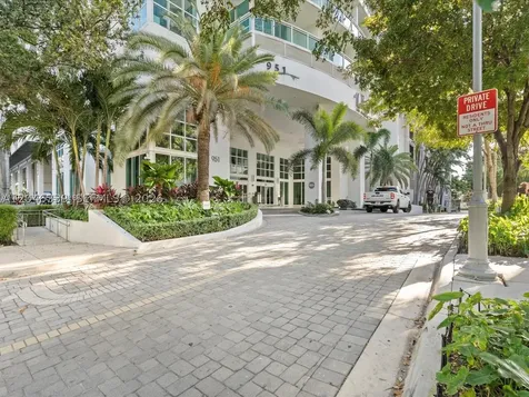 951 Brickell Avenue Miami FL 33131
