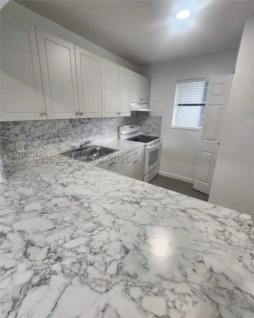 10900 SW 196th Street Cutler Bay FL 33157