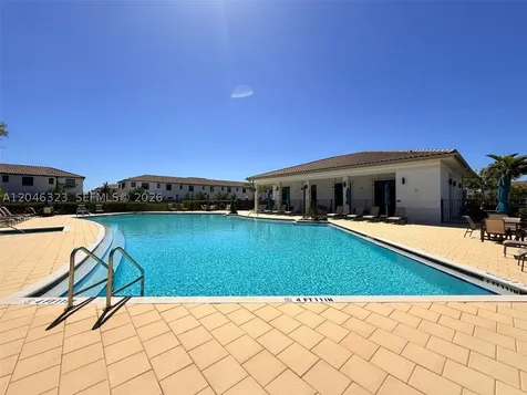Homestead FL 33032