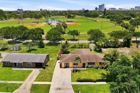 1476 N Mangonia Drive West Palm Beach FL 33401