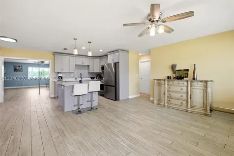 1476 N Mangonia Drive West Palm Beach FL 33401